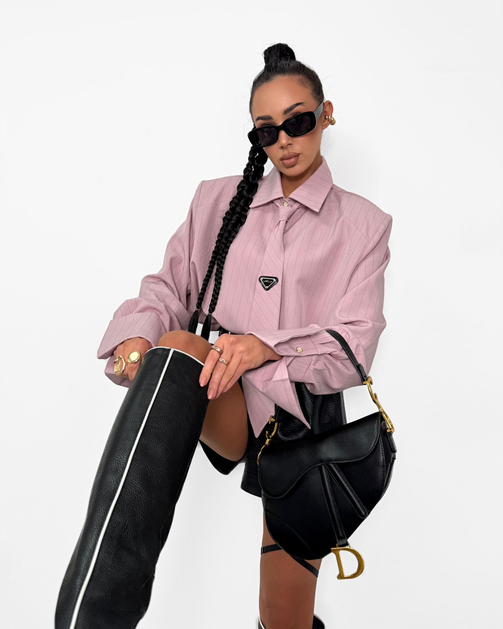 9840b0d2-f44b-483c-8d97-5d576fd7181c 9840b0d2-f44b-483c-8d97-5d576fd7181c