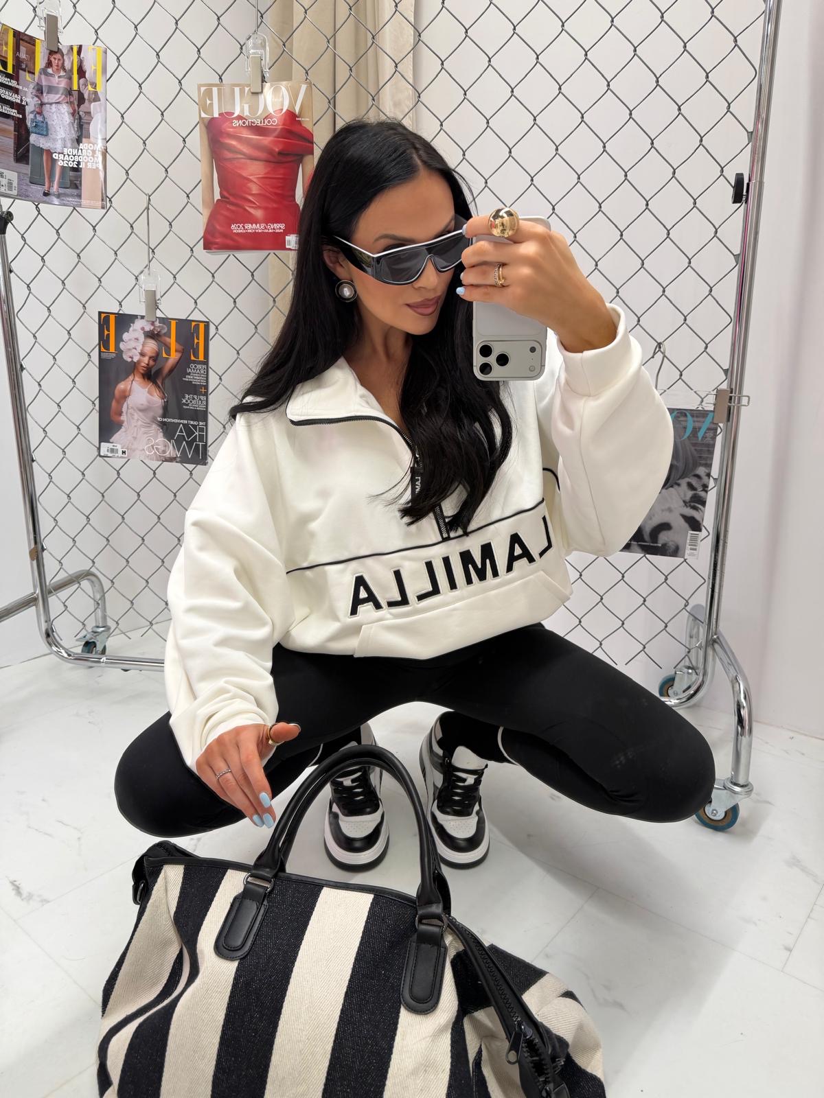 5e72a752-5503-403a-a535-04e81158e5dc 5e72a752-5503-403a-a535-04e81158e5dc