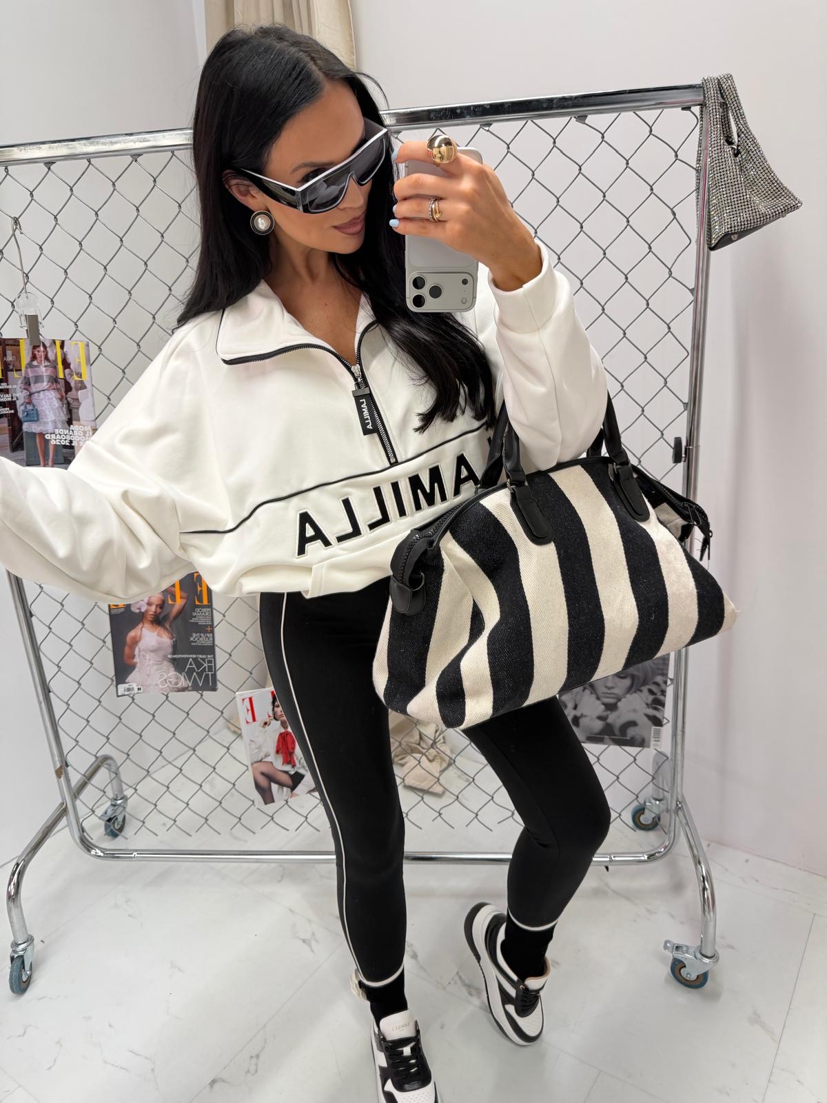 9d1c1bec-942e-4bf7-bb77-5222b1214681 9d1c1bec-942e-4bf7-bb77-5222b1214681