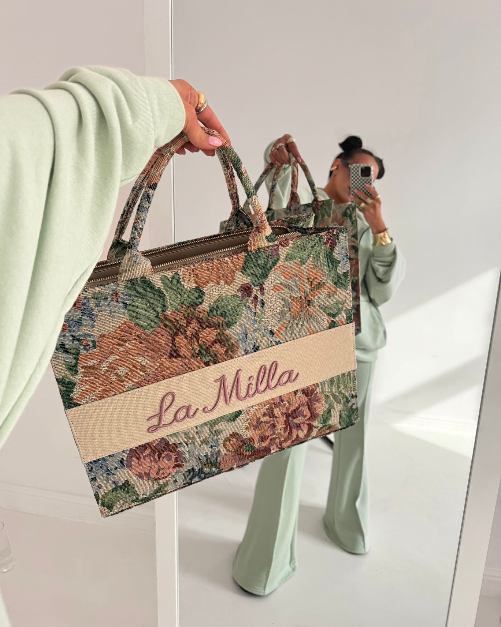 4d3a1e94-ac17-4cb6-8aba-56494ef38feb 4d3a1e94-ac17-4cb6-8aba-56494ef38feb